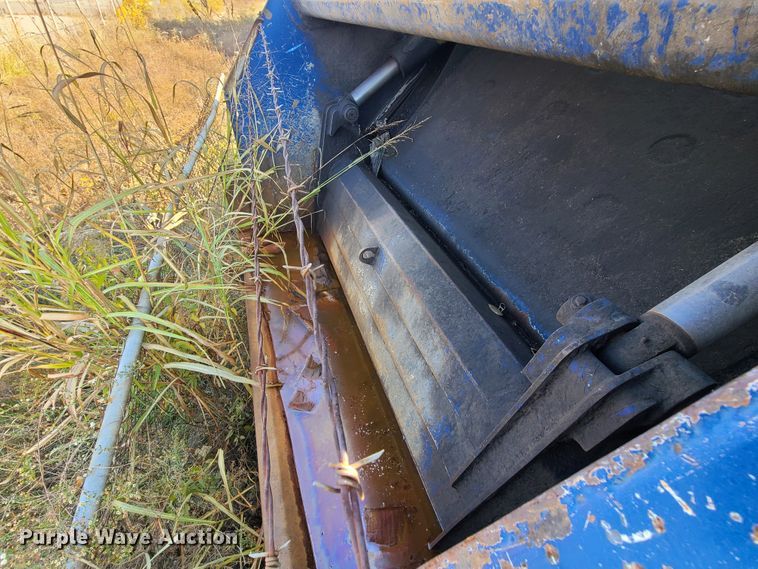 image for item DH7053 2006 Freightliner Condor  refuse truck