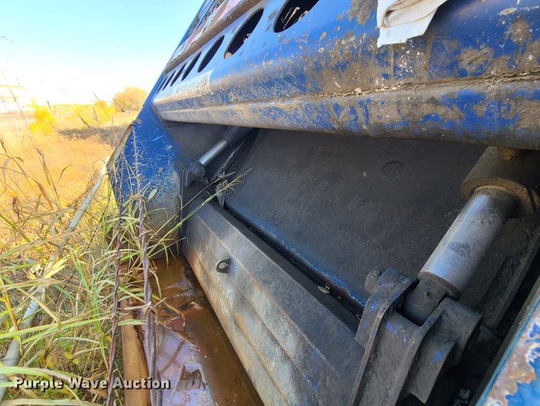 image for item DH7053 2006 Freightliner Condor  refuse truck