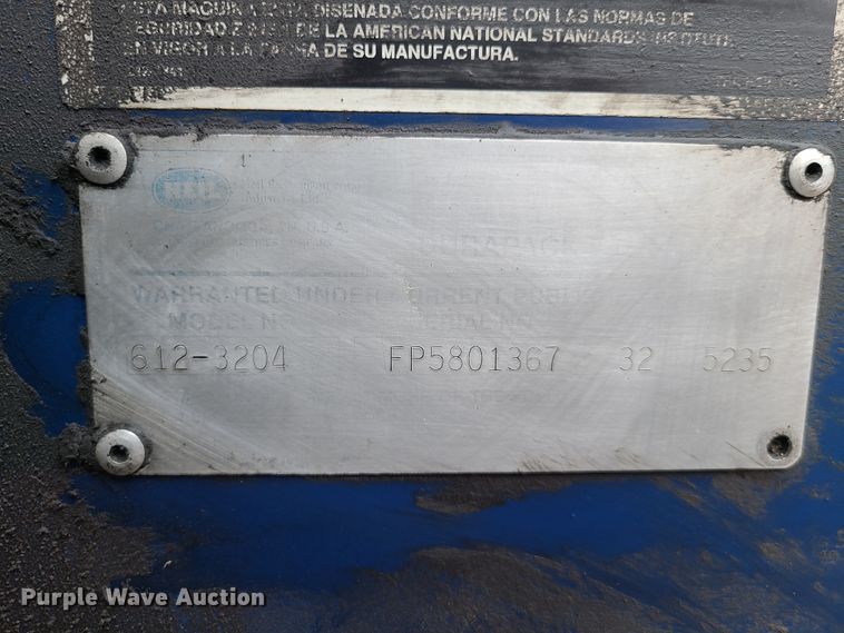 image for item DH7053 2006 Freightliner Condor  refuse truck