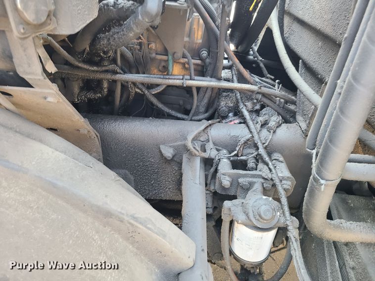 image for item DH7053 2006 Freightliner Condor  refuse truck