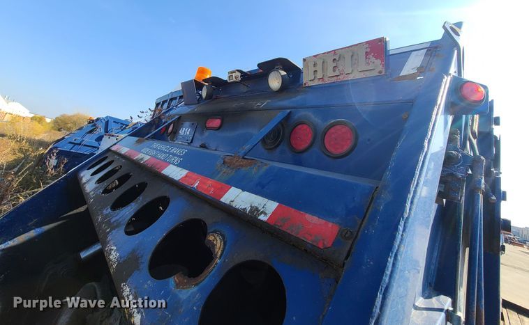 image for item DH7054 2006 Freightliner Condor  refuse truck