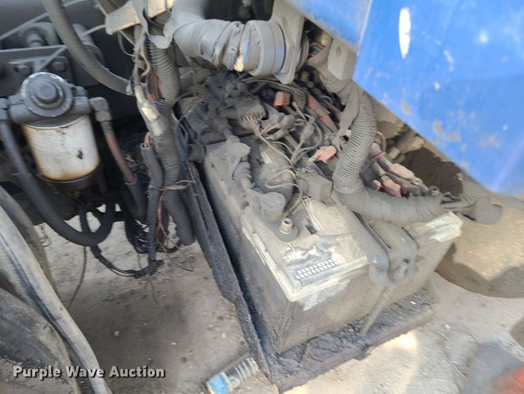 image for item DH7054 2006 Freightliner Condor  refuse truck