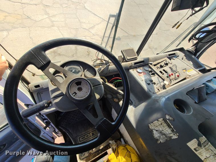 image for item DH7054 2006 Freightliner Condor  refuse truck