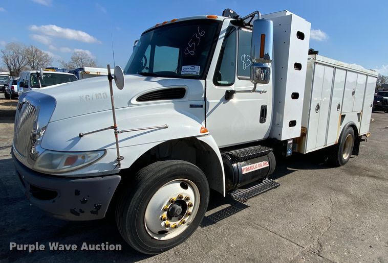 image for item DH7057 2009 International 4300  service truck