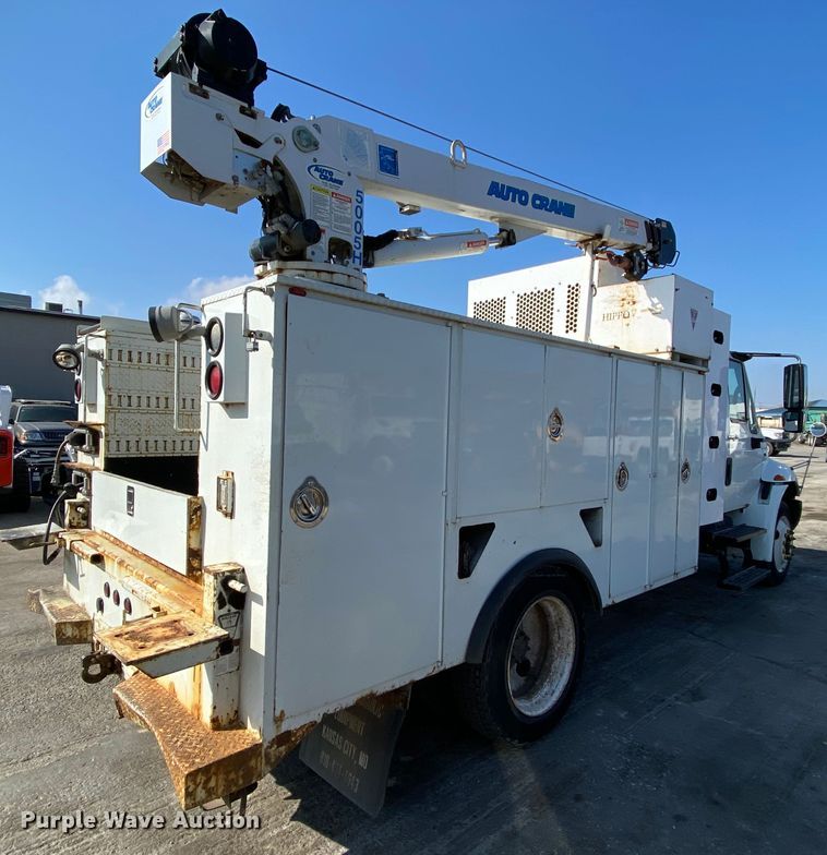 image for item DH7057 2009 International 4300  service truck