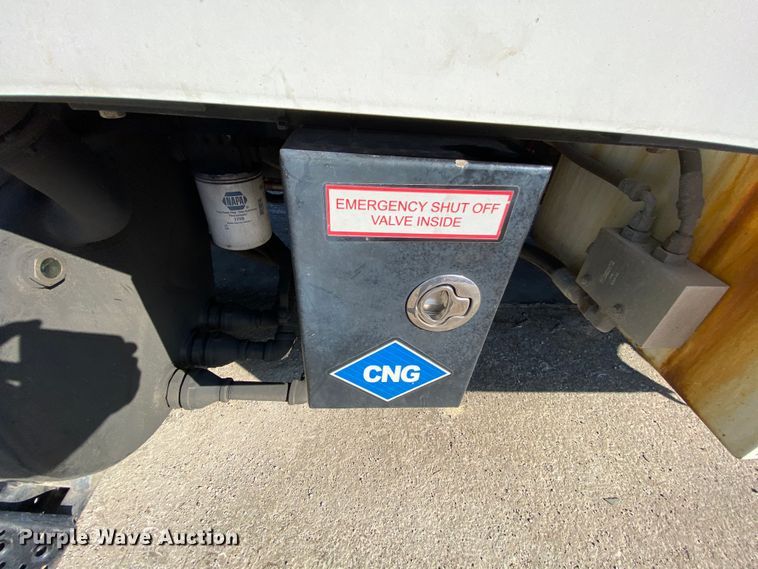 image for item DH7057 2009 International 4300  service truck