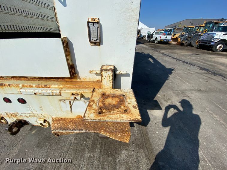 image for item DH7057 2009 International 4300  service truck