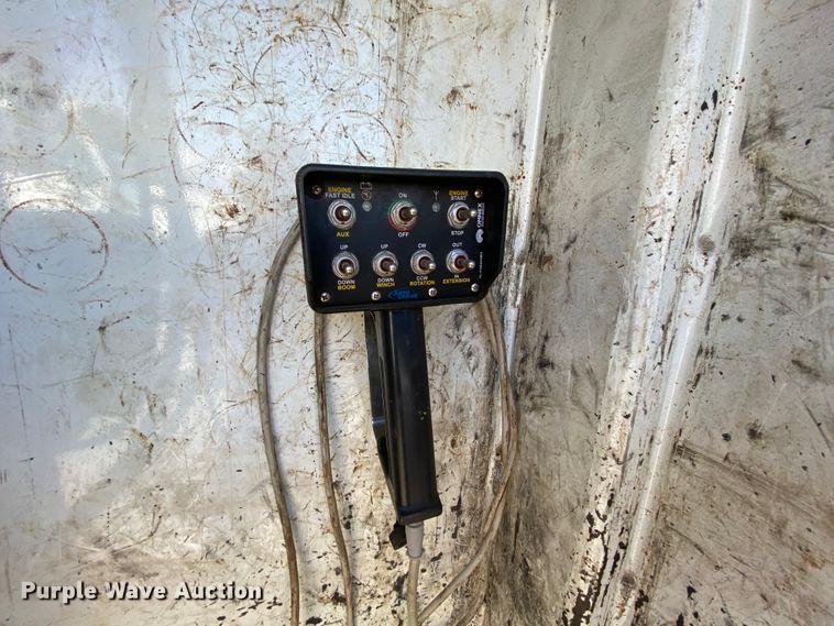 image for item DH7057 2009 International 4300  service truck