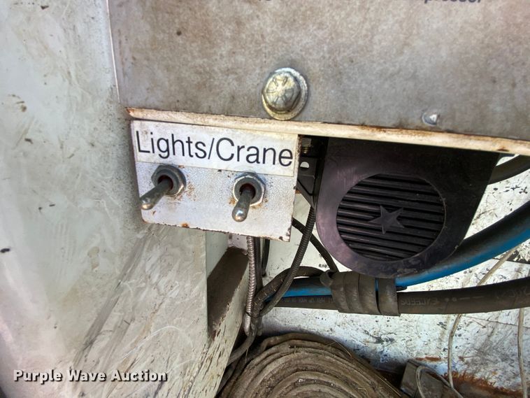 image for item DH7057 2009 International 4300  service truck