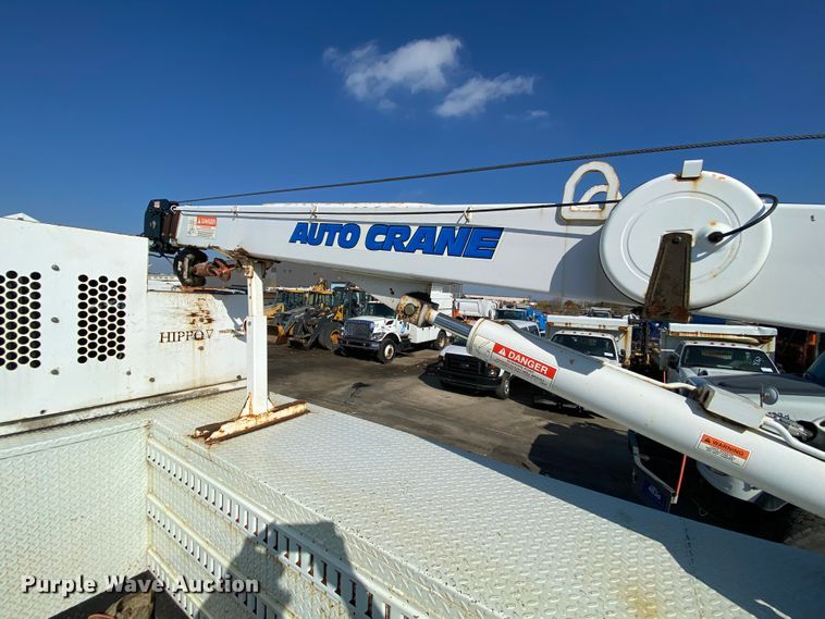 image for item DH7057 2009 International 4300  service truck