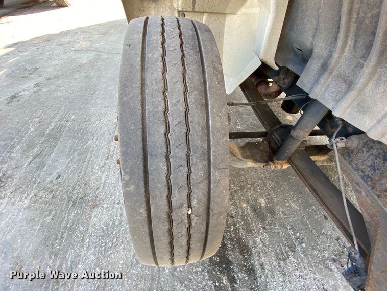 image for item DH7057 2009 International 4300  service truck