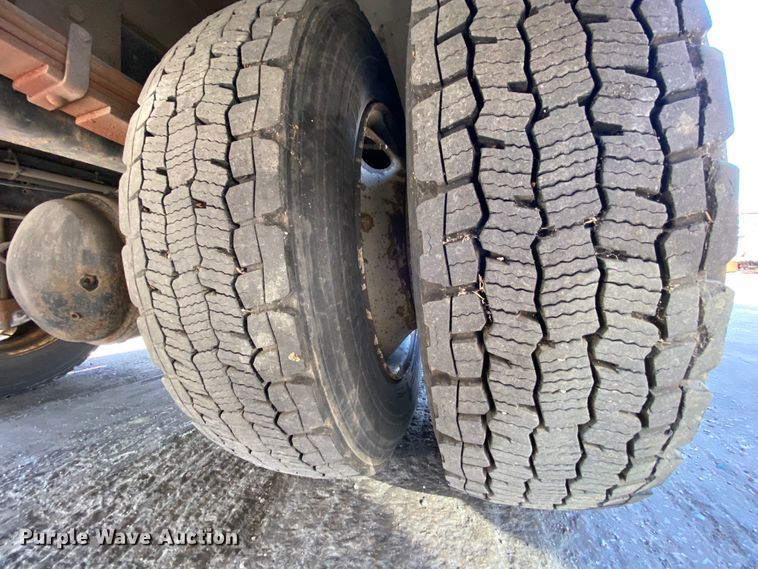 image for item DH7057 2009 International 4300  service truck