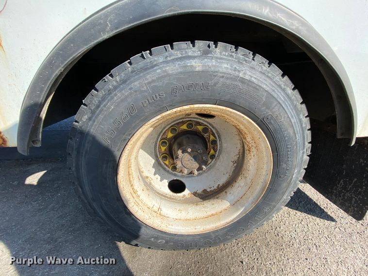 image for item DH7057 2009 International 4300  service truck