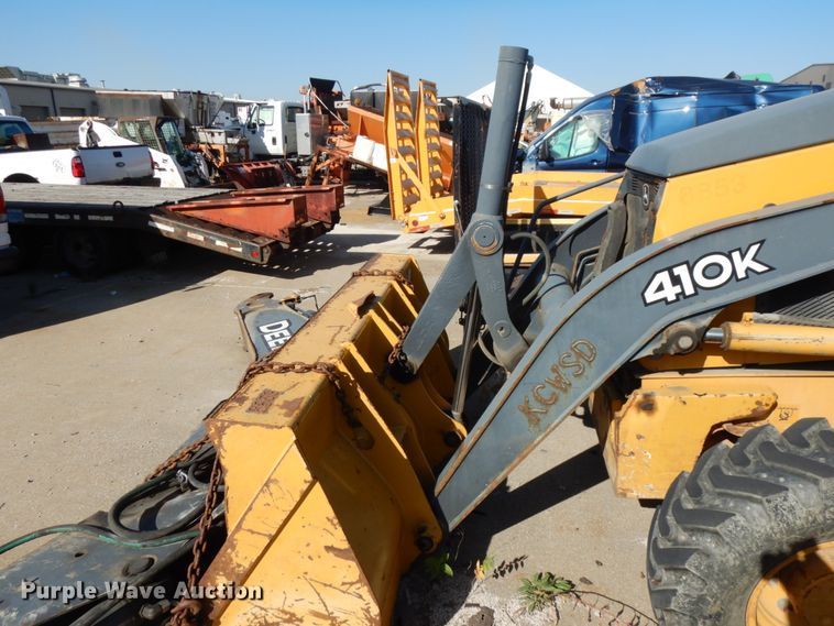 image for item DJ6000 2013 John Deere 410K  backhoe