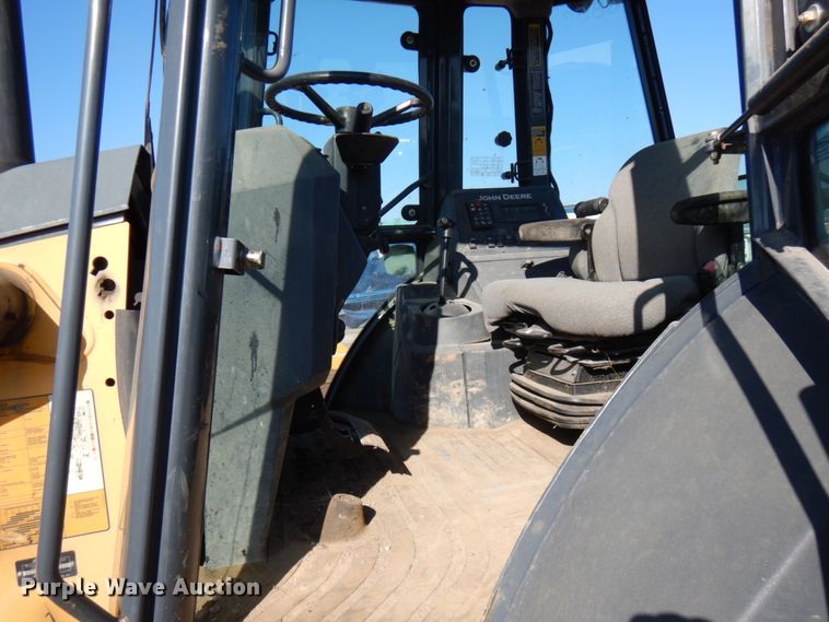 image for item DJ6000 2013 John Deere 410K  backhoe