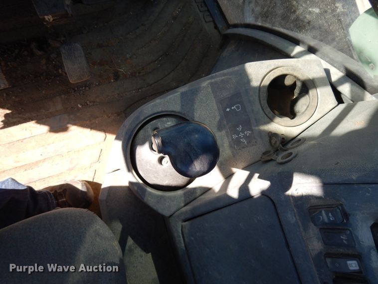 image for item DJ6000 2013 John Deere 410K  backhoe