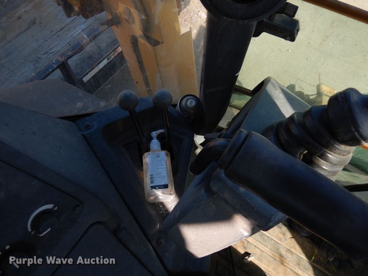 image for item DJ6000 2013 John Deere 410K  backhoe