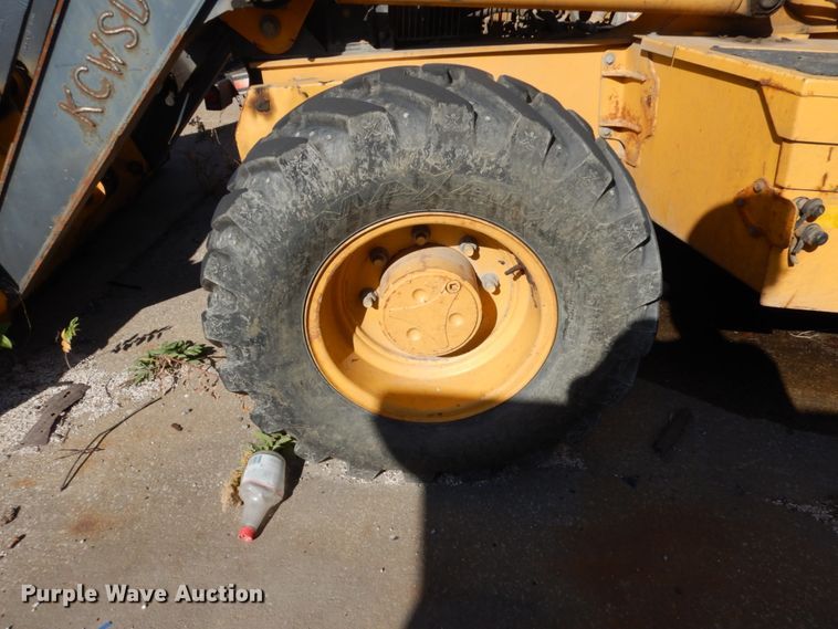 image for item DJ6000 2013 John Deere 410K  backhoe