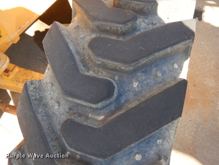 image for item DJ6000 2013 John Deere 410K  backhoe