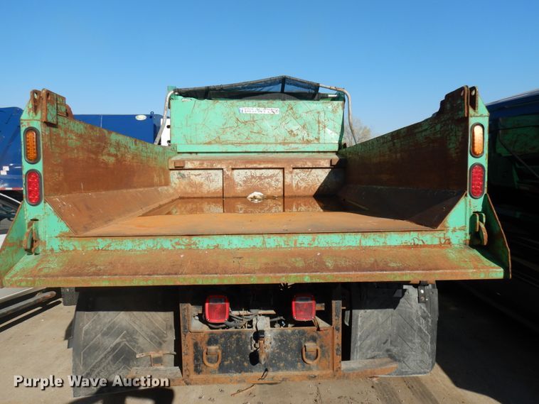 image for item DJ6003 2007 International 7400  dump truck