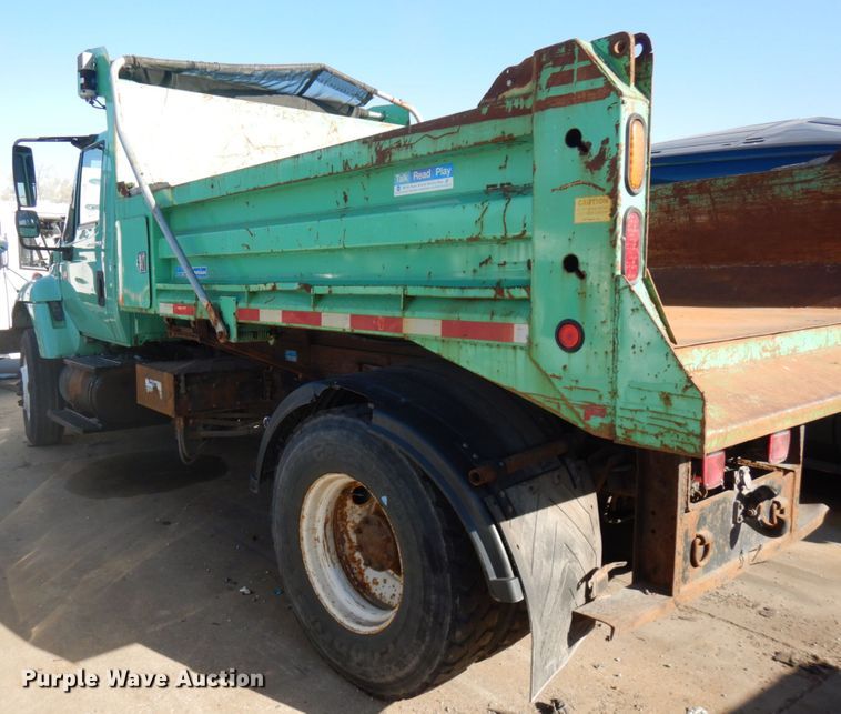 image for item DJ6003 2007 International 7400  dump truck