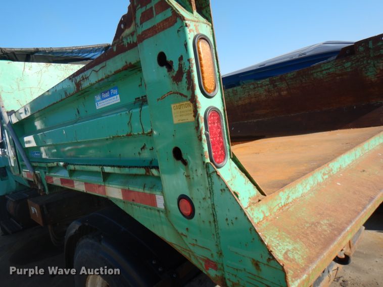 image for item DJ6003 2007 International 7400  dump truck