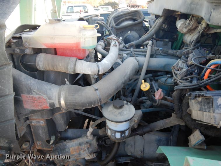 image for item DJ6003 2007 International 7400  dump truck