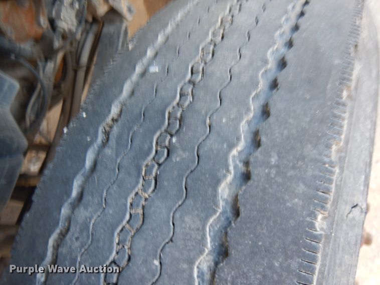 image for item DJ6003 2007 International 7400  dump truck