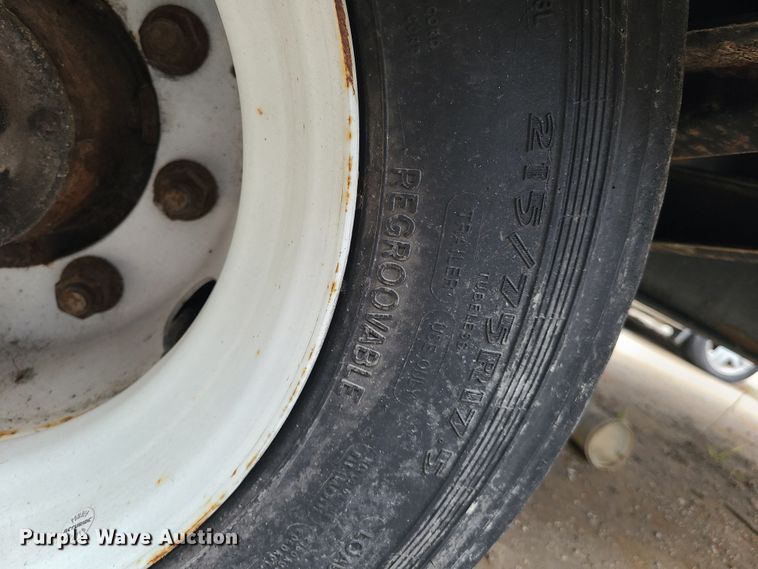 image for item DJ6006 2007 Eager Beaver equipment trailer