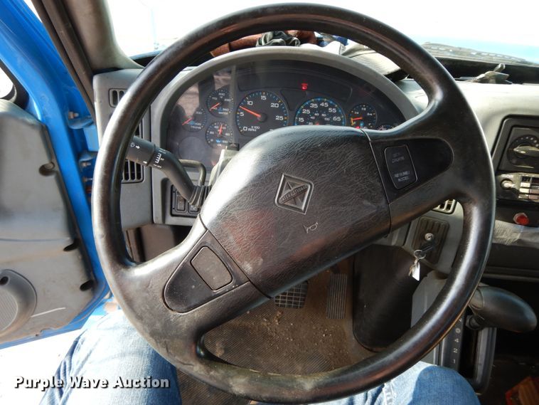 image for item DJ6007 2003 International 4300  service truck with crane