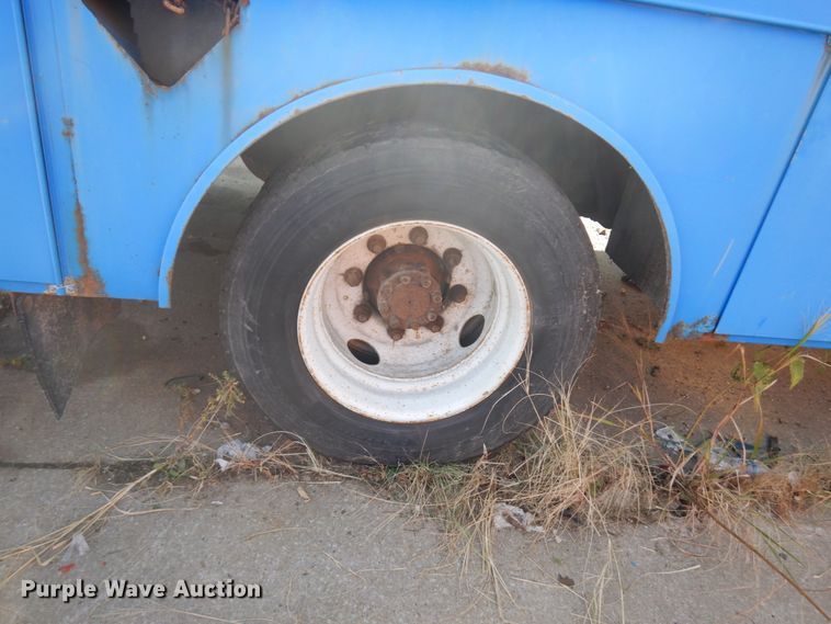 image for item DJ6008 2005 International 4300  service truck with crane