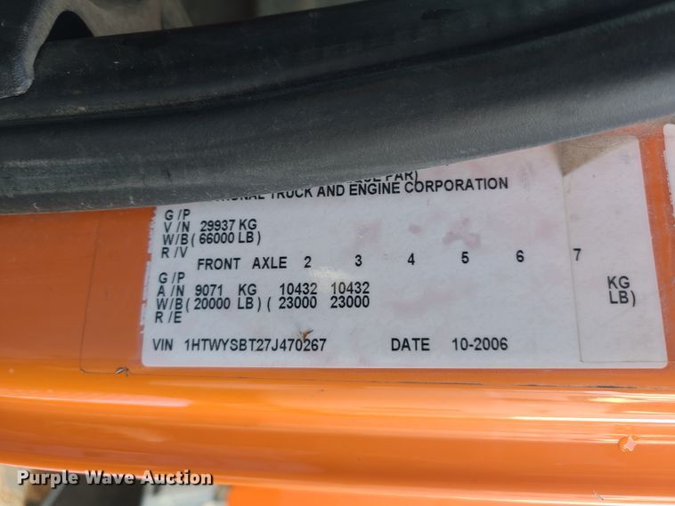 image for item DJ6009 2007 International 7600  dump truck