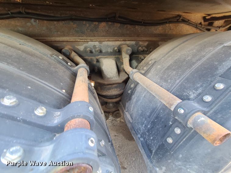 image for item DJ6009 2007 International 7600  dump truck