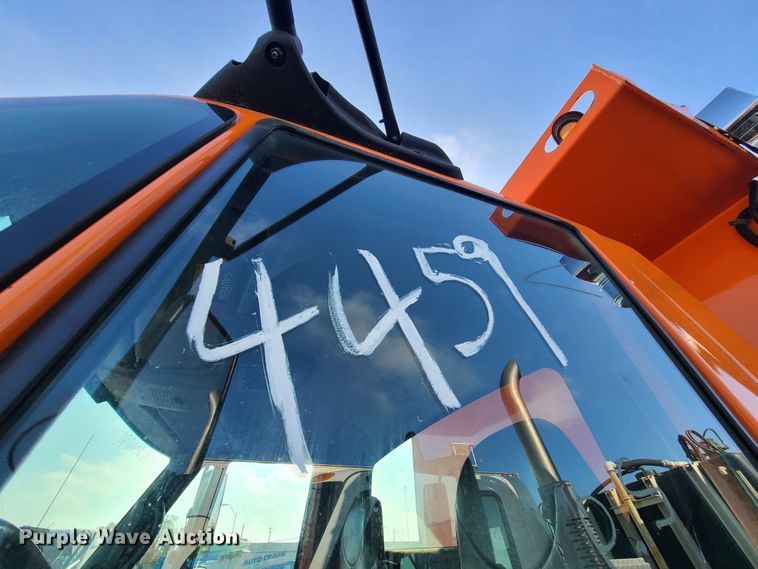 image for item DJ6009 2007 International 7600  dump truck