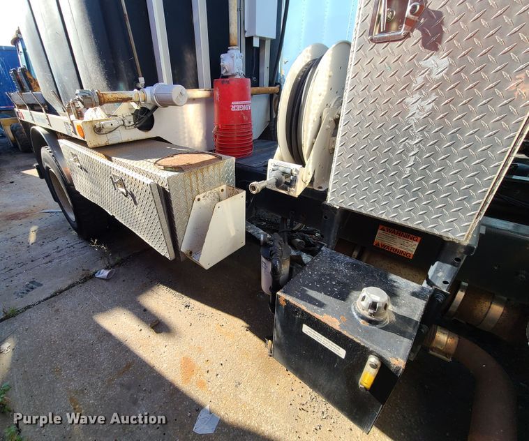 image for item DJ6010 2011 International WorkStar 7500  sewer jetter truck
