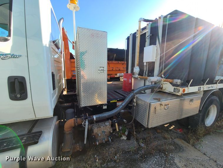 image for item DJ6010 2011 International WorkStar 7500  sewer jetter truck