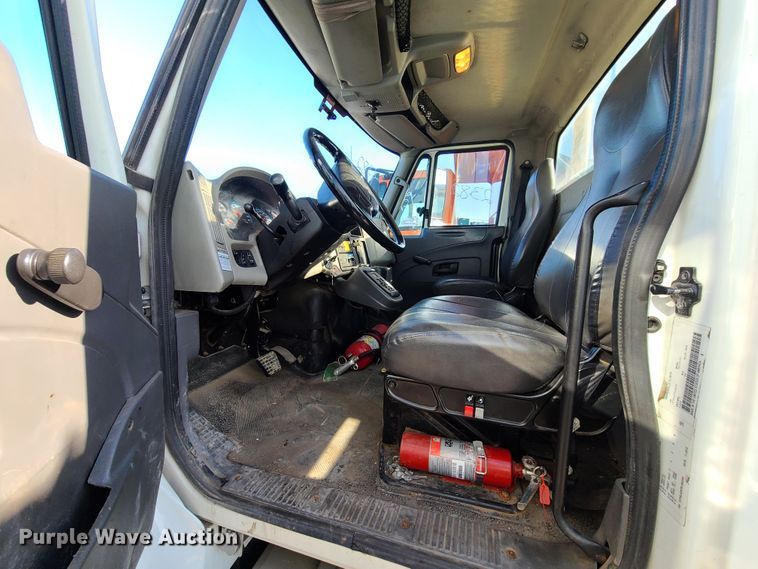 image for item DJ6010 2011 International WorkStar 7500  sewer jetter truck