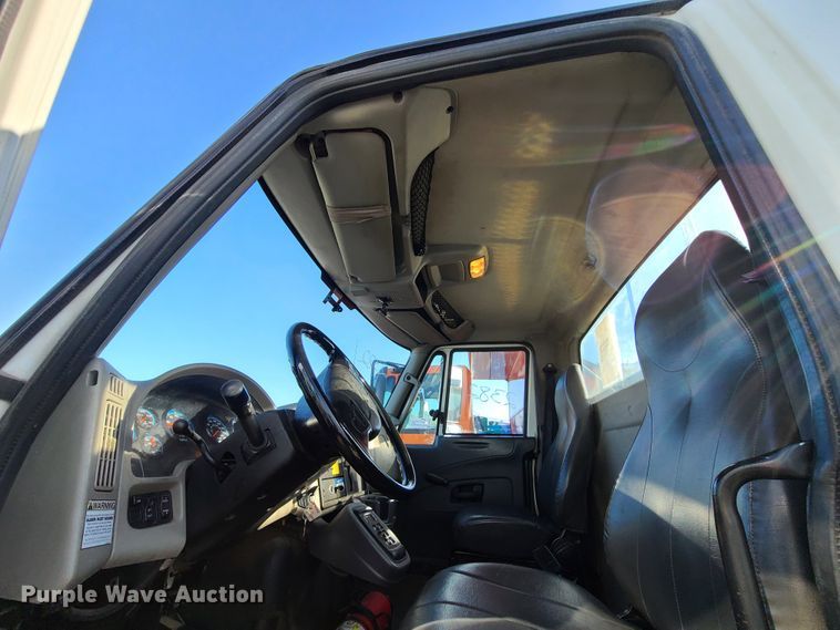 image for item DJ6010 2011 International WorkStar 7500  sewer jetter truck