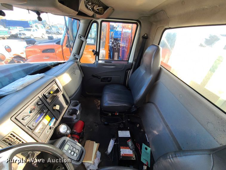 image for item DJ6010 2011 International WorkStar 7500  sewer jetter truck