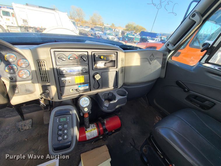 image for item DJ6010 2011 International WorkStar 7500  sewer jetter truck