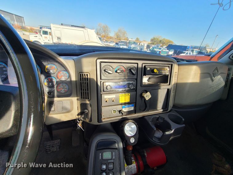 image for item DJ6010 2011 International WorkStar 7500  sewer jetter truck