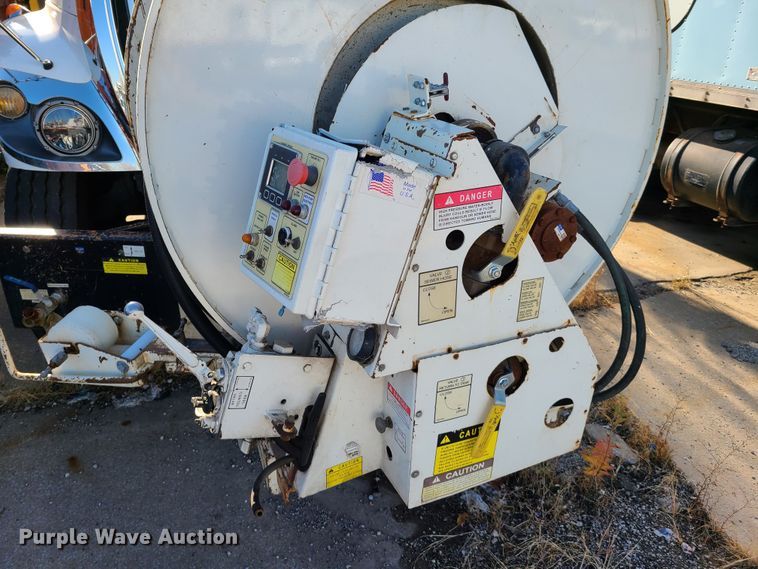 image for item DJ6010 2011 International WorkStar 7500  sewer jetter truck