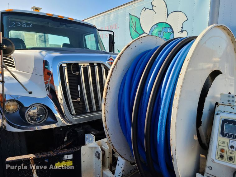 image for item DJ6010 2011 International WorkStar 7500  sewer jetter truck