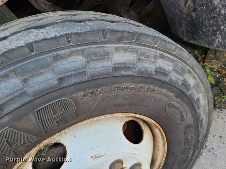 image for item DJ6010 2011 International WorkStar 7500  sewer jetter truck