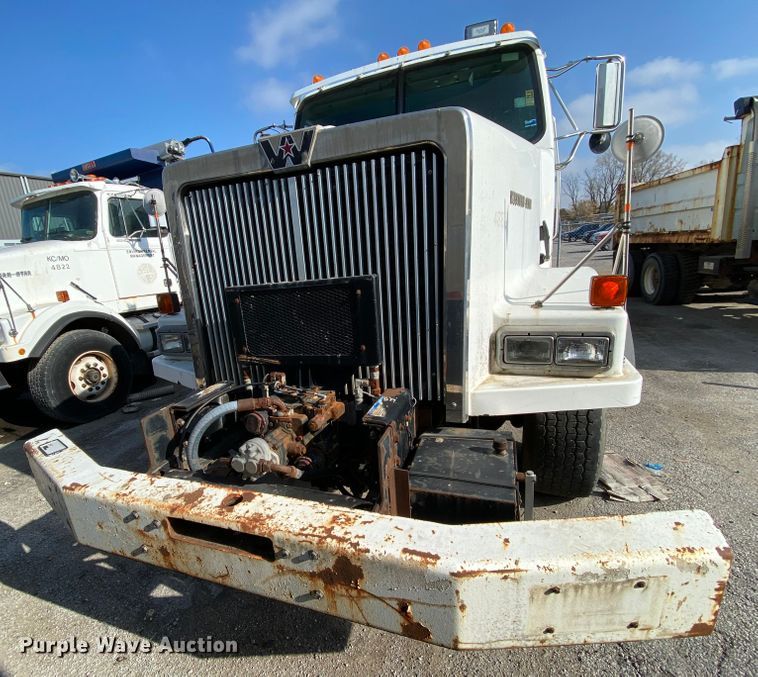 image for item DJ6012 2002 Western Star 4964SX  ready mix truck