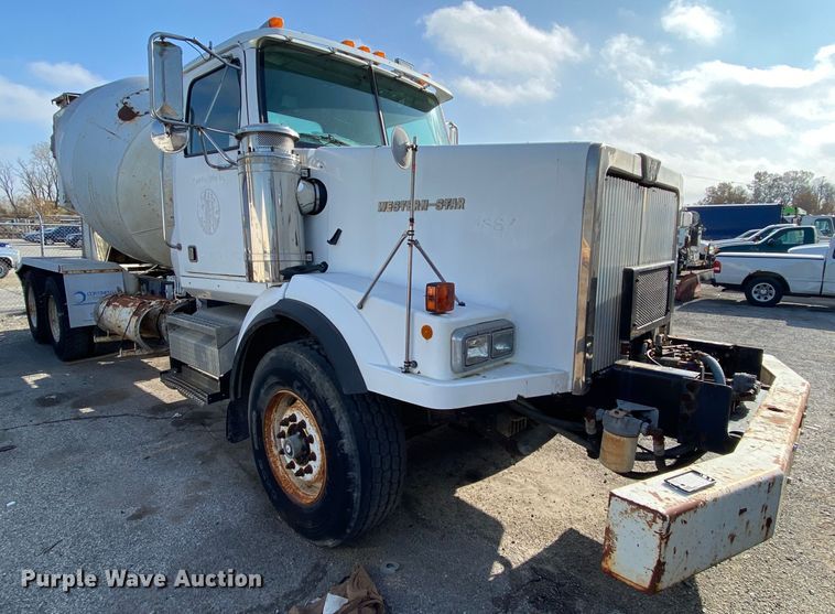 image for item DJ6012 2002 Western Star 4964SX  ready mix truck