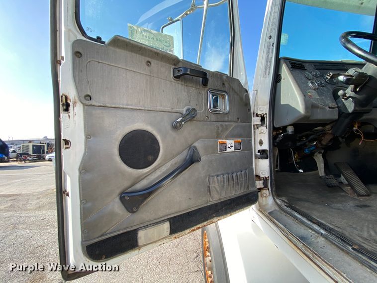 image for item DJ6012 2002 Western Star 4964SX  ready mix truck