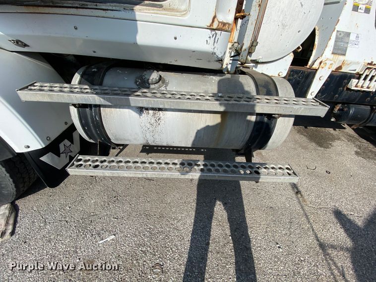 image for item DJ6012 2002 Western Star 4964SX  ready mix truck