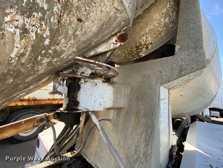 image for item DJ6012 2002 Western Star 4964SX  ready mix truck