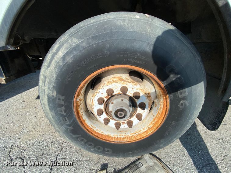 image for item DJ6012 2002 Western Star 4964SX  ready mix truck